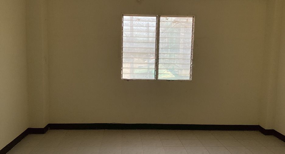 For sale 3 bedrooms townhouse in Mueang Loei, Loei