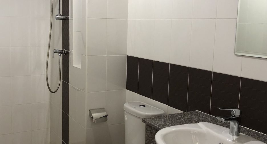 出售 3 卧室 联排别墅 在 Phuket Town, 普吉