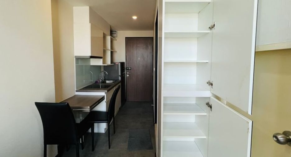 For sale 1 bed condo in Bang Na, Bangkok