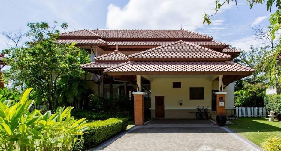 For sale 5 bedrooms villa in Thalang, Phuket