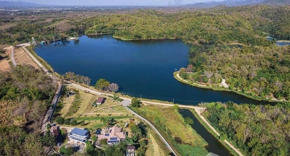 For sale 7 bedrooms house in Den Chai, Phrae