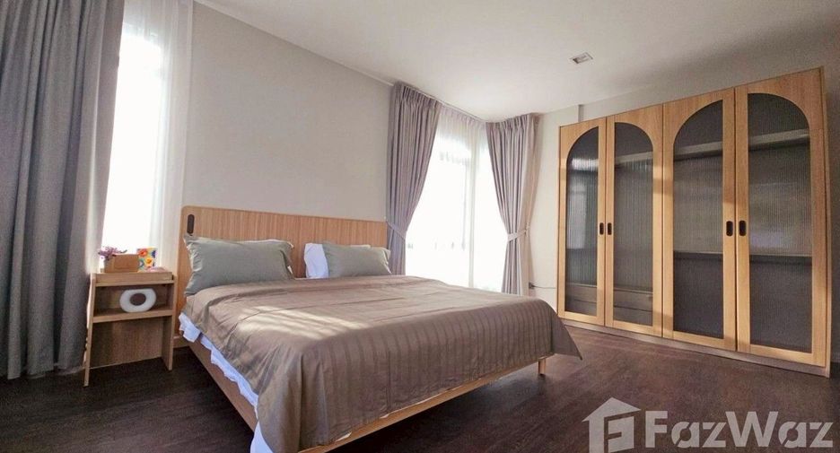 For rent 4 bedrooms house in Mueang Phuket, Phuket