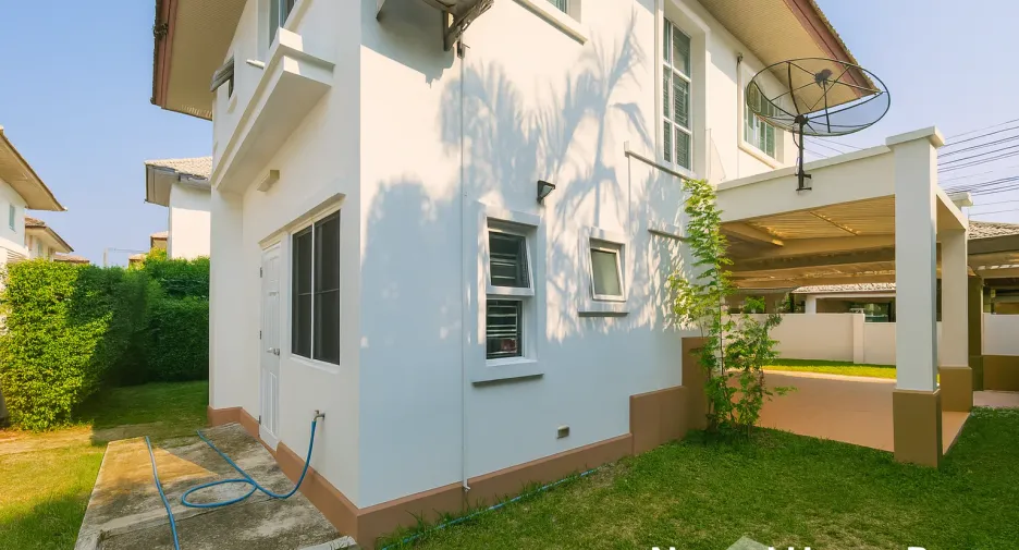 For rent 3 bedrooms house in Pak Kret, Nonthaburi