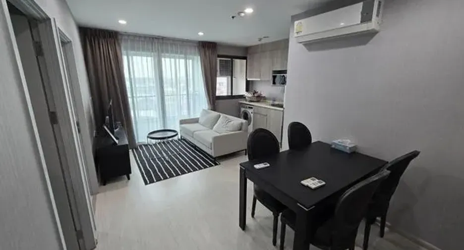 For sale and for rent 2 bedrooms condo in Bangkok Noi, Bangkok