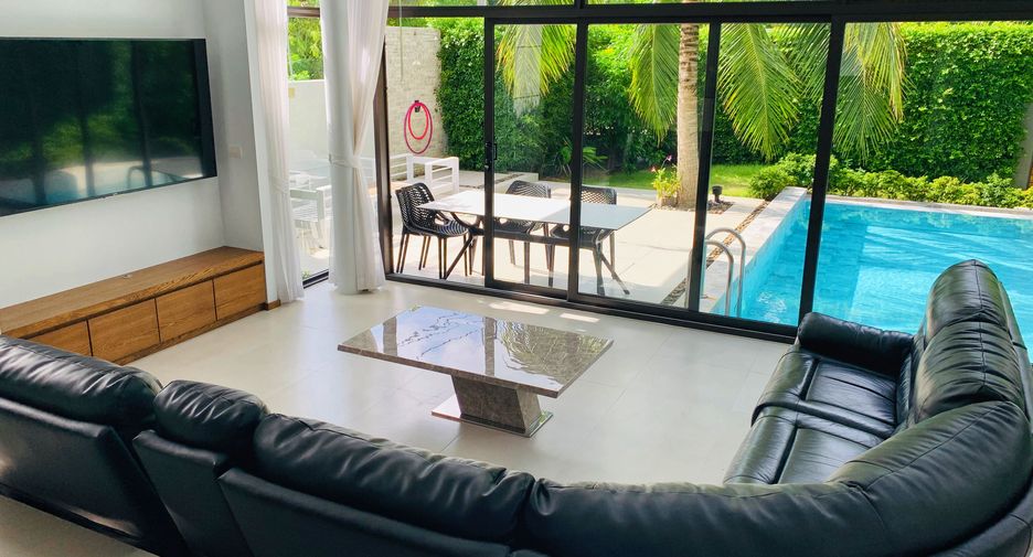 For rent 3 bedrooms villa in Mueang Phuket, Phuket