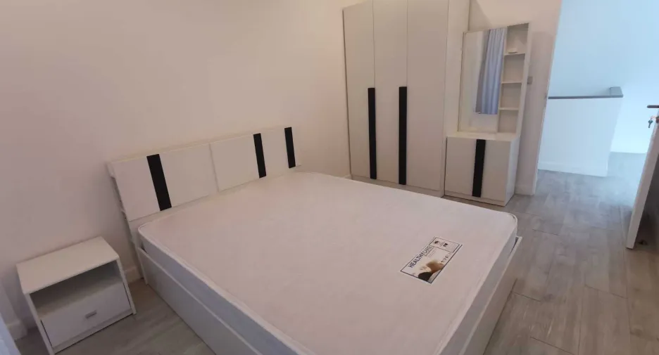 For rent 3 bedrooms townhouse in Thalang, Phuket