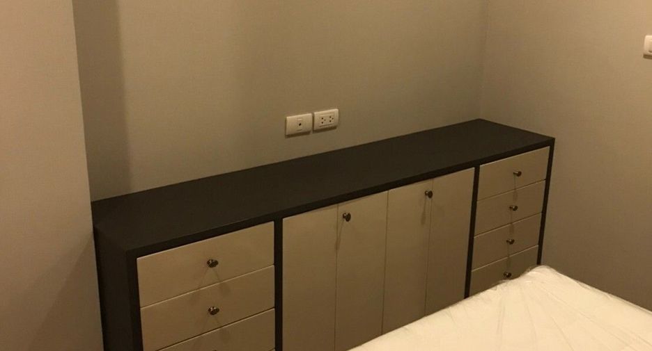 For sale 1 bed condo in Pathum Wan, Bangkok