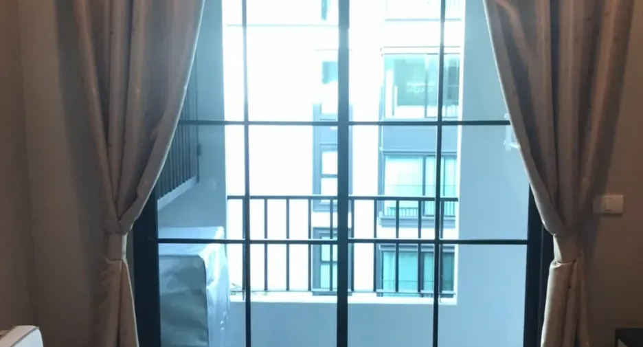 For sale 1 bed condo in Pathum Wan, Bangkok