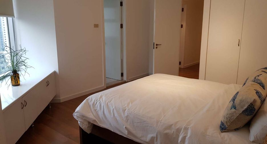 For sale 3 bedrooms condo in Pathum Wan, Bangkok