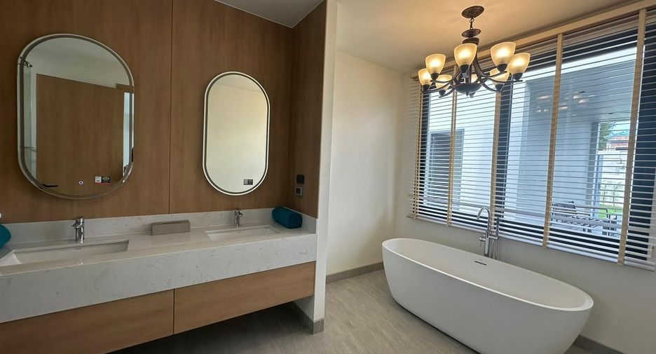 Villa zur Miete mit 4 Zimmer in Thalang, Phuket