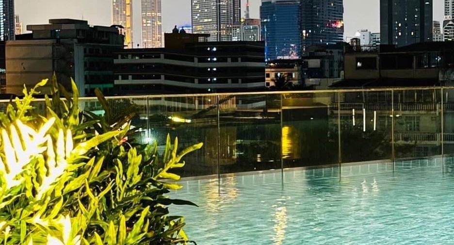 For sale 2 bedrooms condo in Sathon, Bangkok