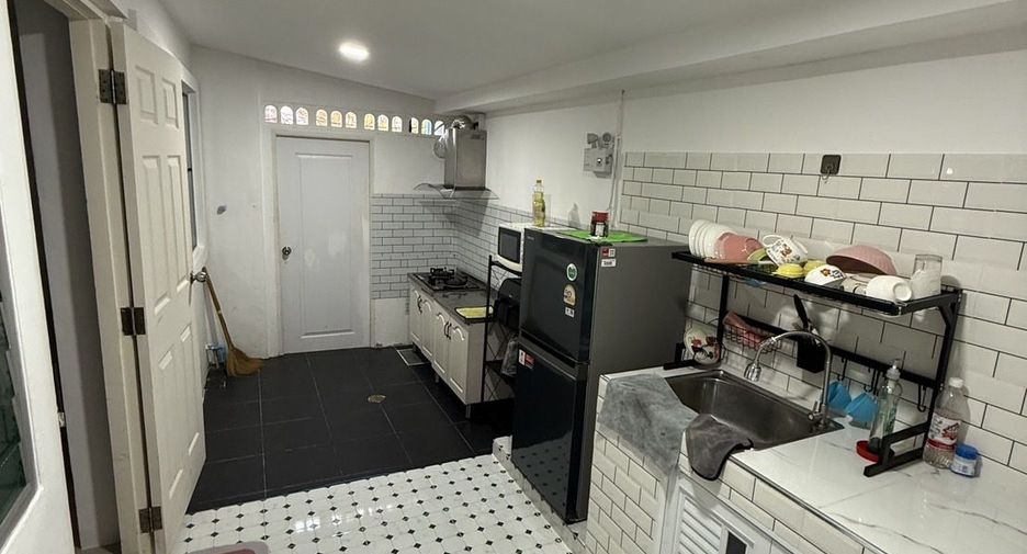 For rent 3 bedrooms house in Thalang, Phuket