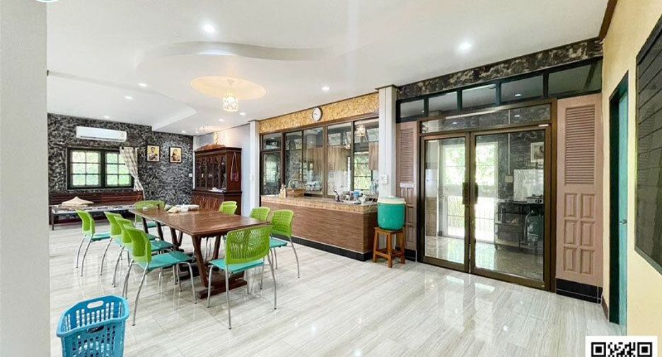 For sale 4 bedrooms house in Tron, Uttaradit