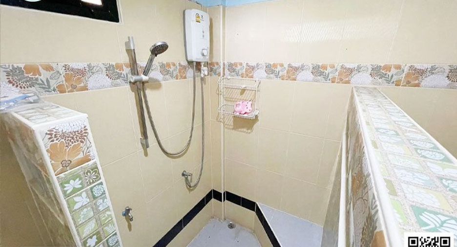For sale 4 bedrooms house in Tron, Uttaradit