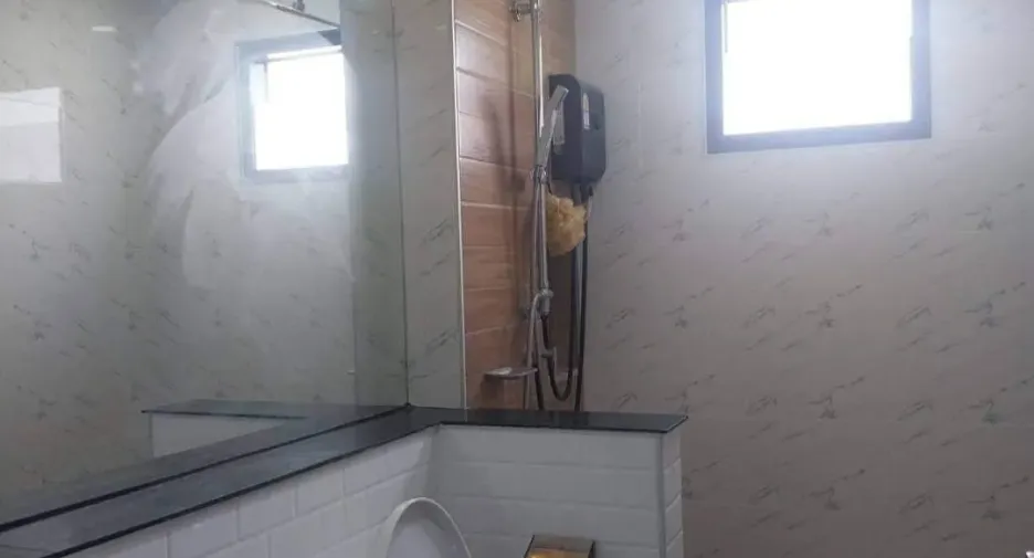 For sale 3 bedrooms house in Mae Sot, Tak