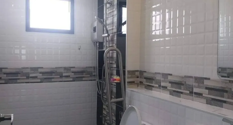 For sale 3 bedrooms house in Mae Sot, Tak