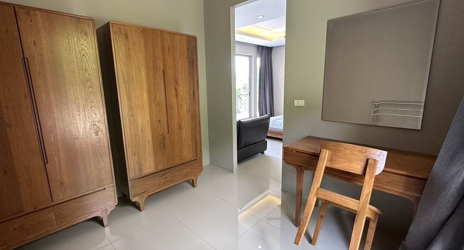 À vendre et à louer 4 chambres villa à Mueang Phuket, Phuket