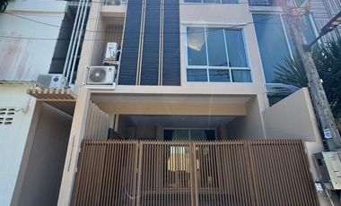 ให้เช่า 4 ห้องนอน บ้านเดี่ยว ใน เมืองภูเก็ต, ภูเก็ต