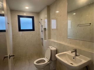 For rent 4 bedrooms house in Mueang Pathum Thani, Pathum Thani