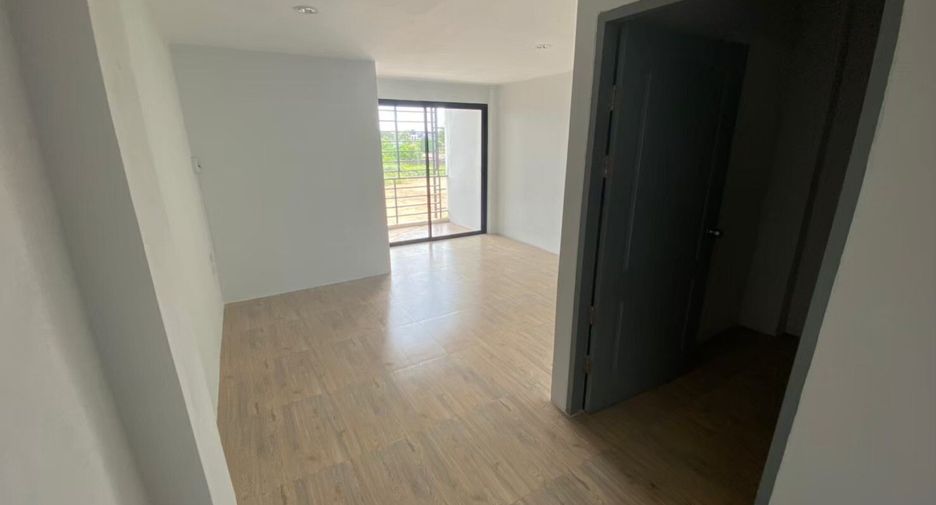 For sale and for rent 3 bedrooms townhouse in Mueang Chon Buri, Chonburi