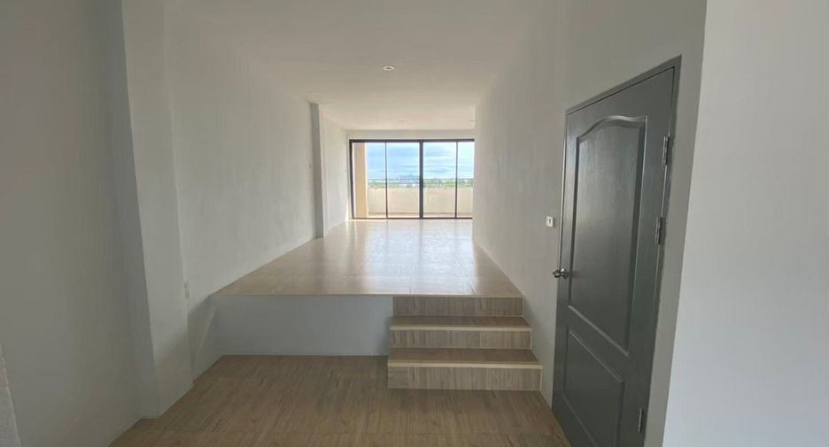 For sale and for rent 3 bedrooms townhouse in Mueang Chon Buri, Chonburi