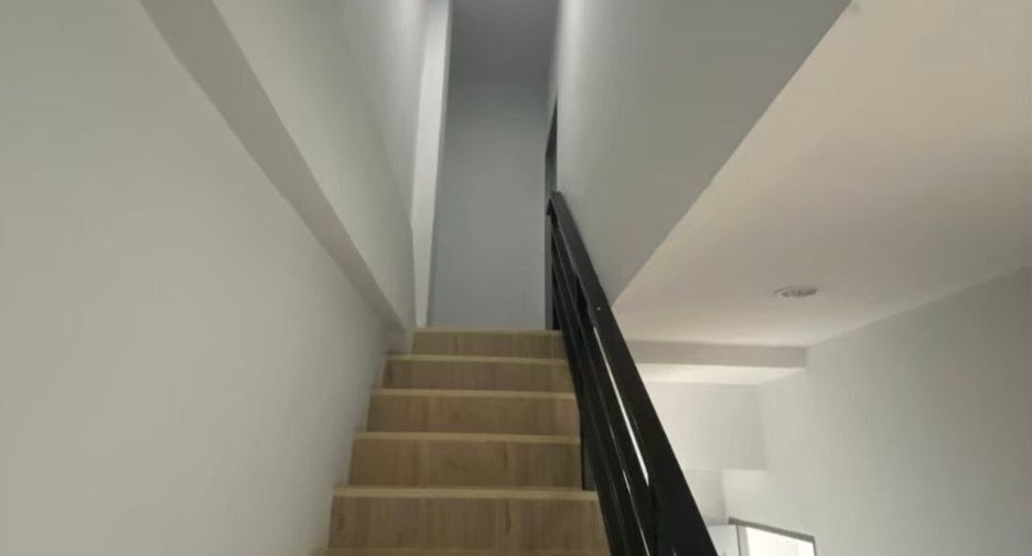 For sale and for rent 3 bedrooms townhouse in Mueang Chon Buri, Chonburi