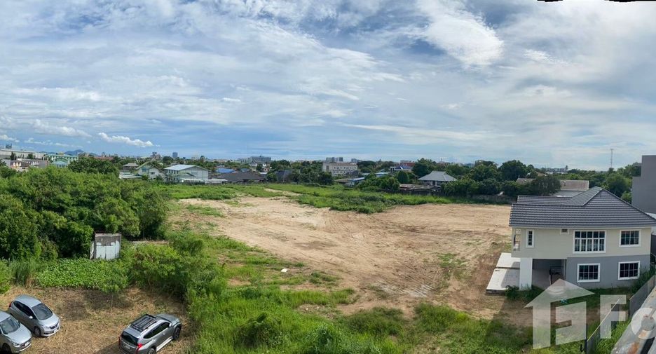 For sale and for rent 3 bedrooms townhouse in Mueang Chon Buri, Chonburi
