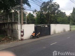 出售 土地 在 Khlong Toei, 曼谷