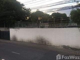 出售 土地 在 Khlong Toei, 曼谷
