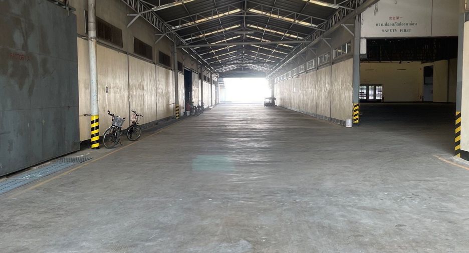 Casa en venta de estudio en Ban Bueng, Chonburi