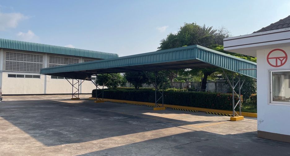 Casa en venta de estudio en Ban Bueng, Chonburi
