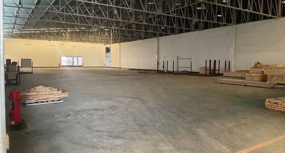 Casa en venta de estudio en Ban Bueng, Chonburi