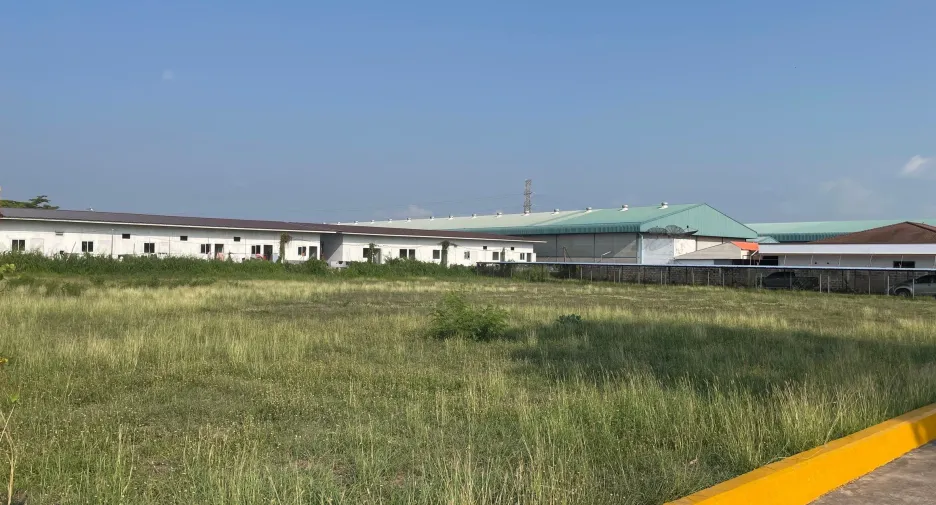 出售 公寓 独立屋 在 Ban Bueng, Chon Buri
