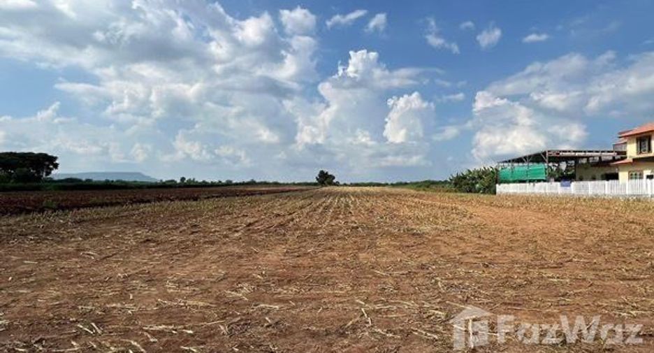 For sale land in Phatthana Nikhom, Lopburi