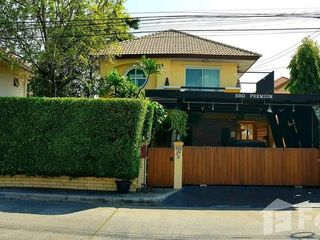 出售 4 卧室 独立屋 在 Bang Khen, 曼谷