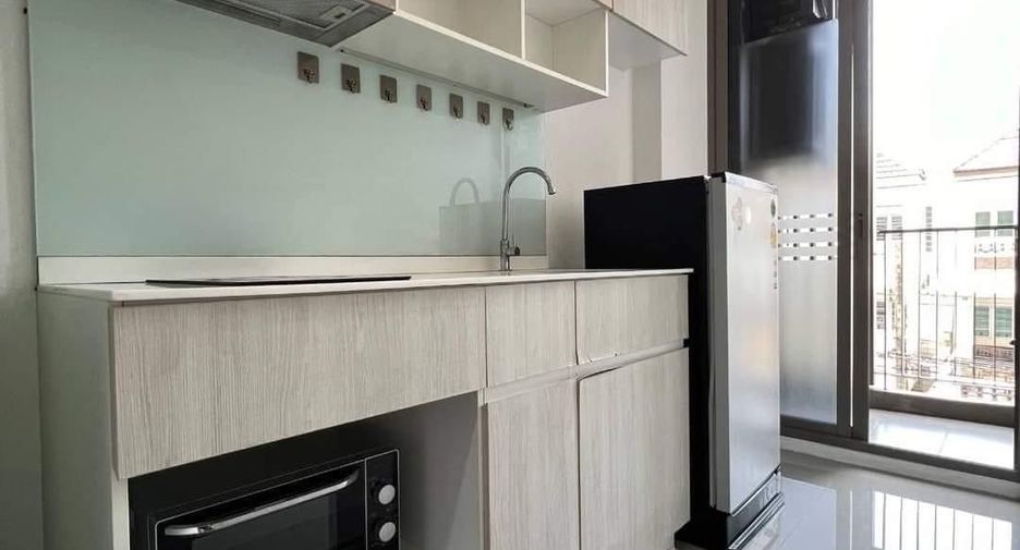 Продажа и аренда 1 кровать кондо в Лат Пхрао, Бангкок