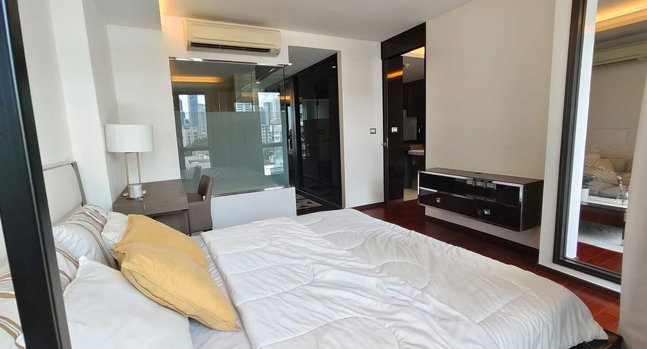 For sale 1 bed condo in Watthana, Bangkok