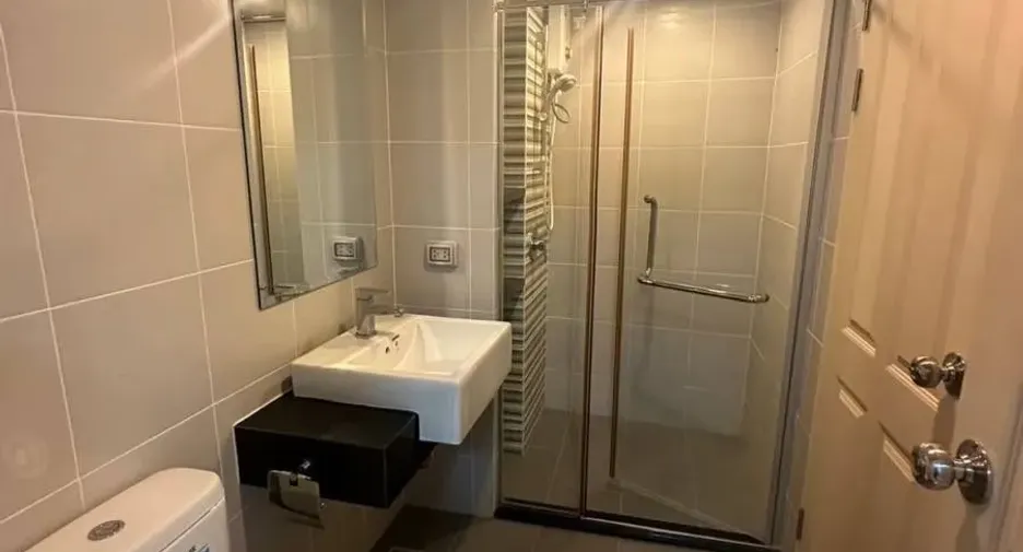 For rent 1 bed condo in Mueang Phuket, Phuket