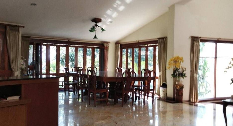 Villa zum Kauf mit 12 Zimmer in Pak Chong, Nakhon Ratchasima