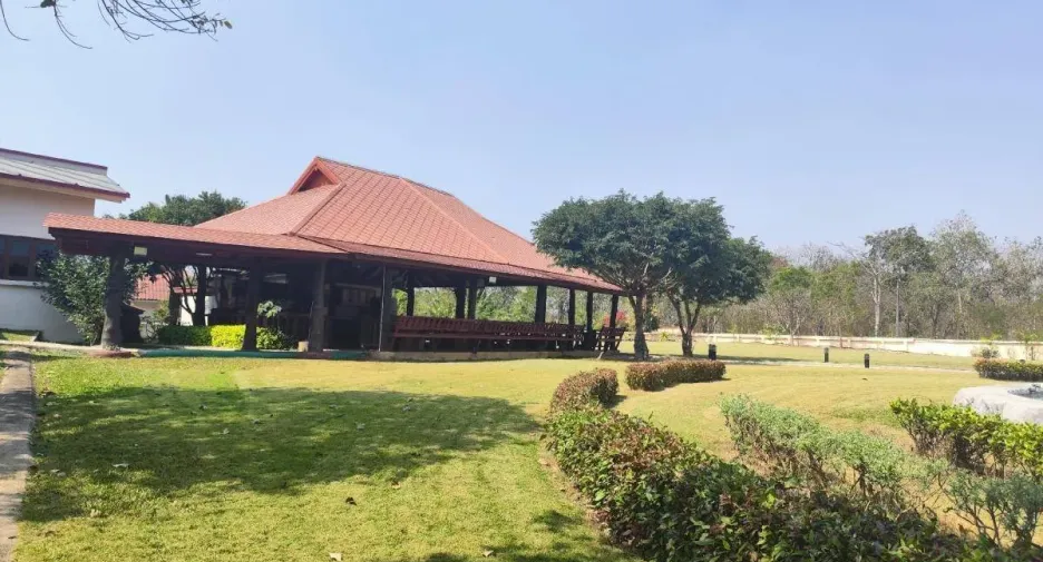 Villa zum Kauf mit 12 Zimmer in Pak Chong, Nakhon Ratchasima