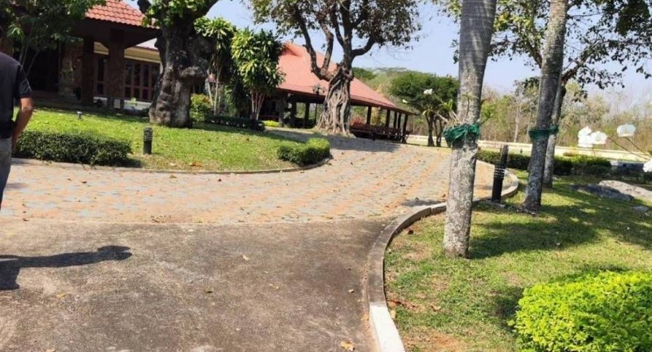 Villa zum Kauf mit 12 Zimmer in Pak Chong, Nakhon Ratchasima