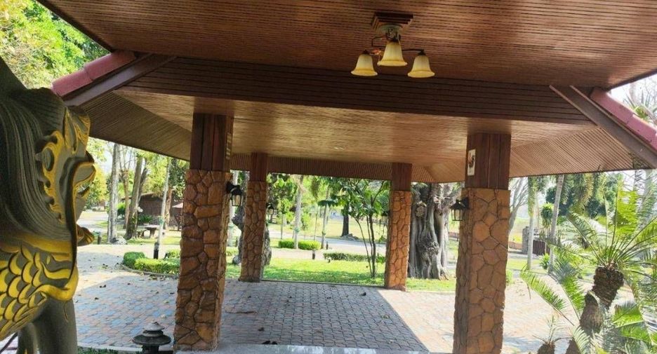 Villa zum Kauf mit 12 Zimmer in Pak Chong, Nakhon Ratchasima