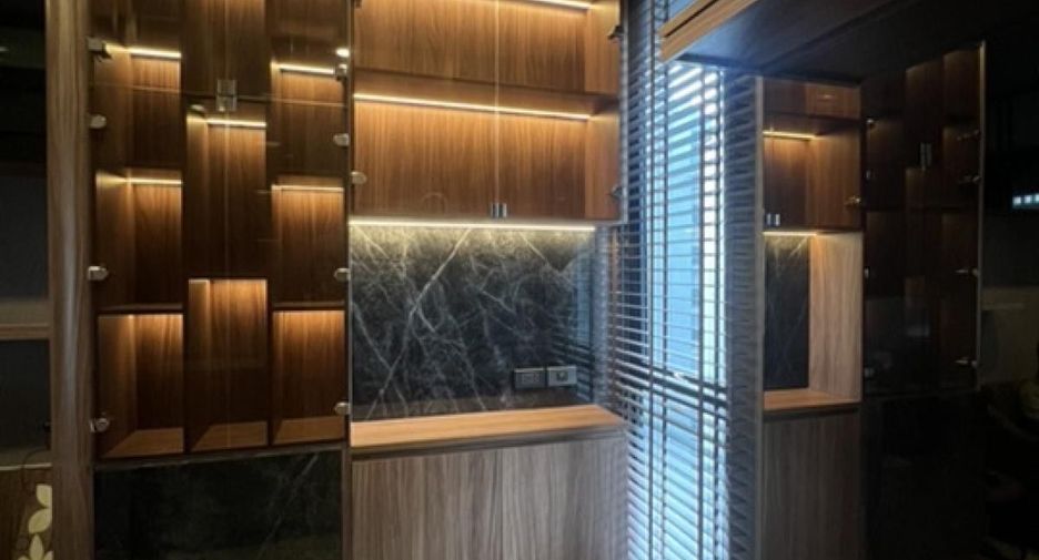 For sale 1 bed condo in Khan Na Yao, Bangkok