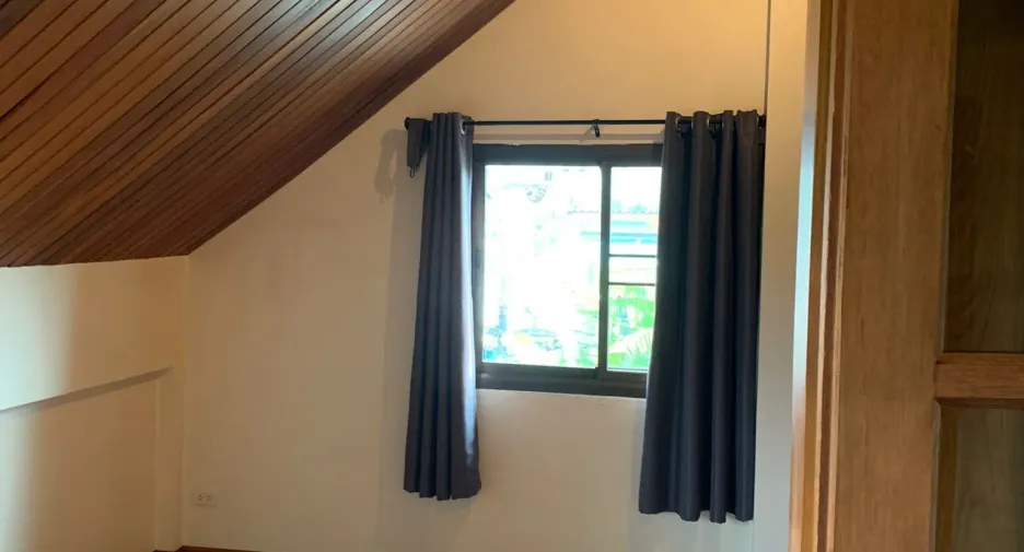 Villa en venta y en alquiler de 4 habitaciones en Mueang Phuket, Phuket
