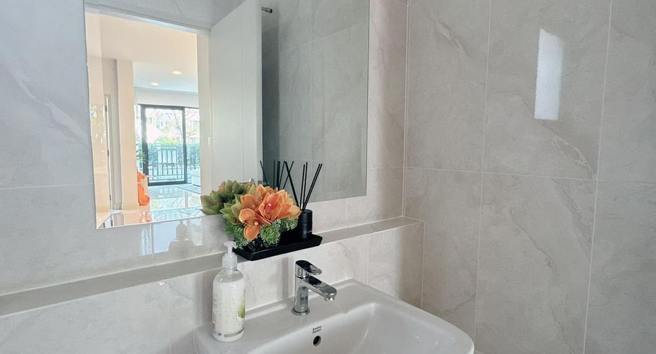 À vendre et à louer 4 chambres maison à Bang Phli, Samut Prakan