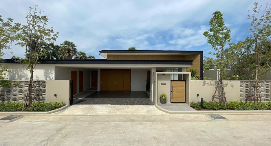 For sale 3 bedrooms villa in Thalang, Phuket