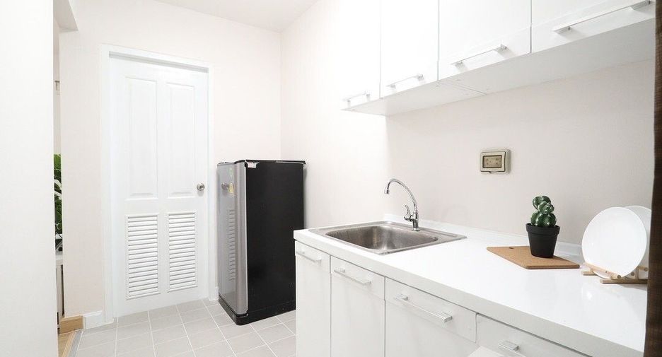 For sale studio condo in Pak Kret, Nonthaburi