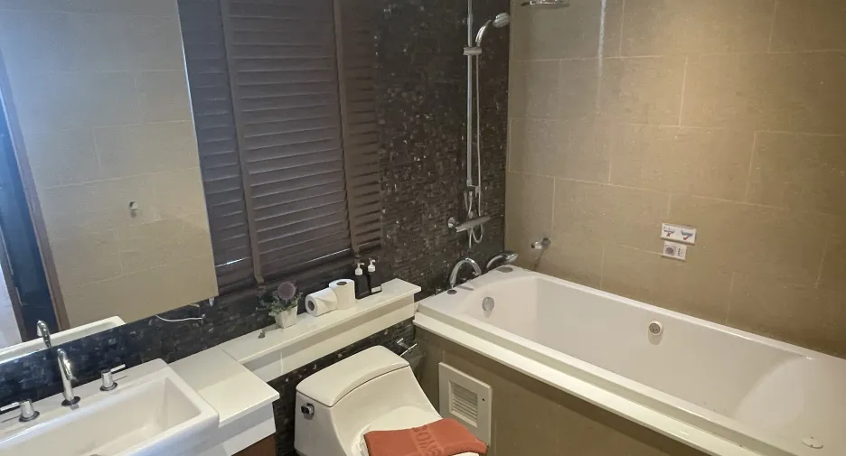For rent 3 bedrooms condo in Kathu, Phuket