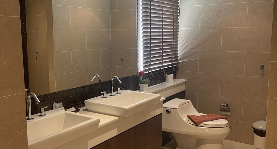 For rent 3 bedrooms condo in Kathu, Phuket