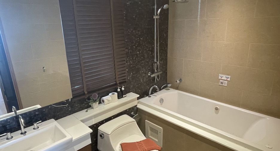 For rent 3 bedrooms condo in Kathu, Phuket